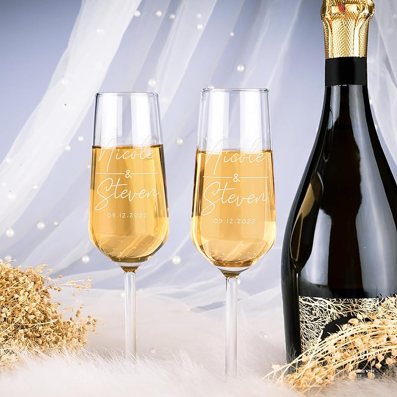 Personalized Wedding Champagne Flutes for Bride and Groom - Set of 2, 7 oz, 2 Designs - Champagne Glasses for Engagement with Your Names and Date - D1